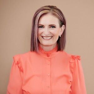 Meet your Posher, Michele